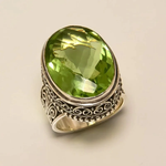 Load image into Gallery viewer, Luxurious Olive Crystal Vintage Ring