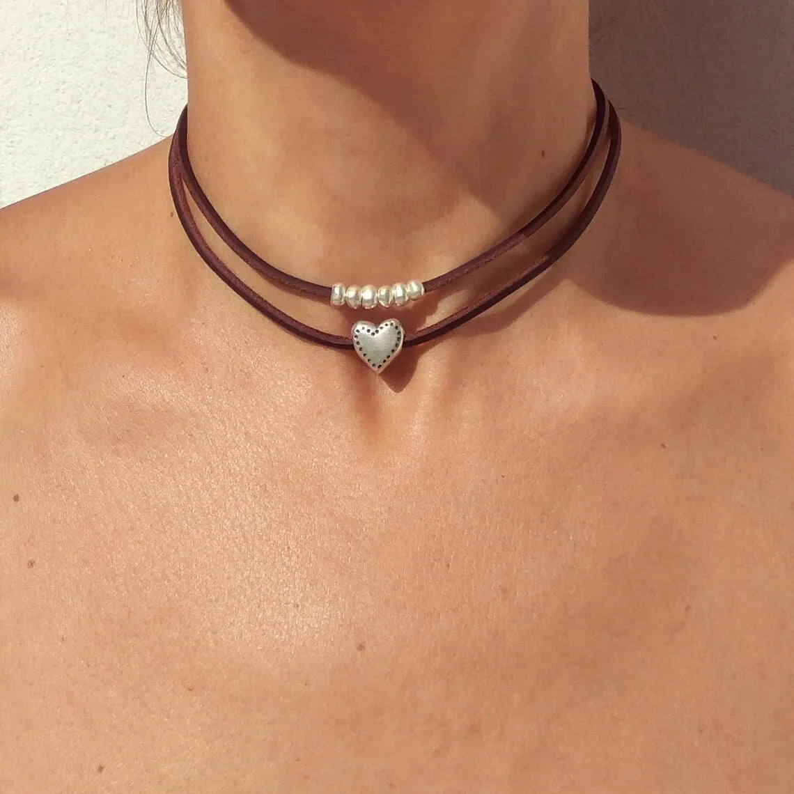Layered leather heart choker necklace 995511