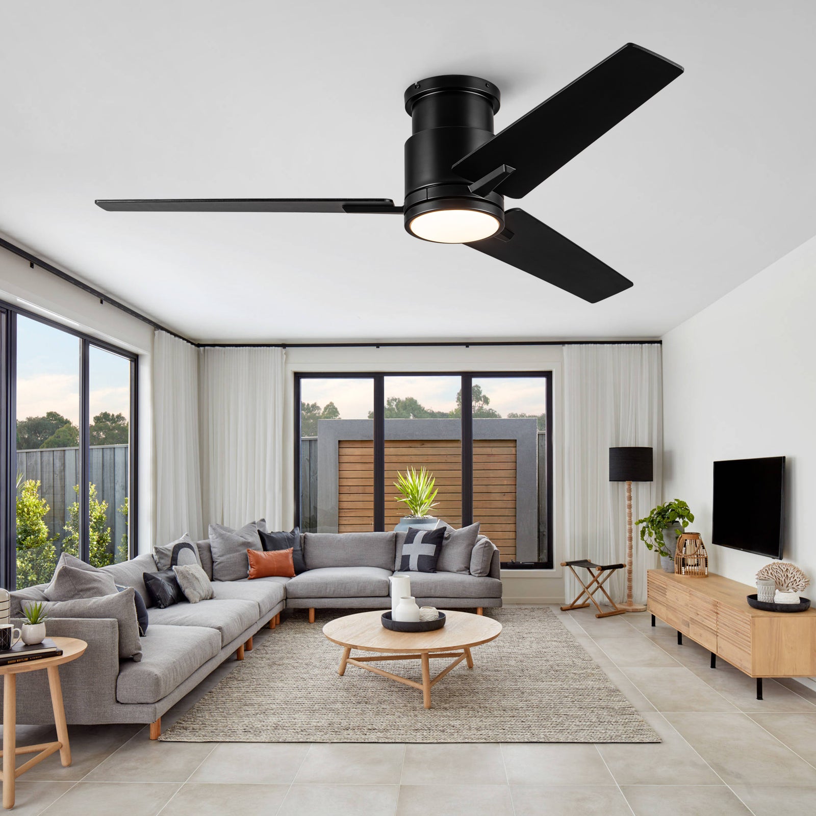 Nøordka Ceiling Fan Fixture Default 52" Modern Sleek Black Ceiling Fan with Light