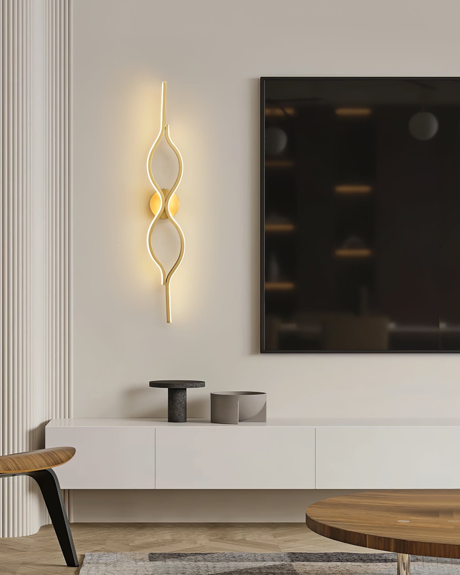 Nøordka Light Bespoke Wall Light Fixture Twist Nordic Inspired Brass Finish Wall Light