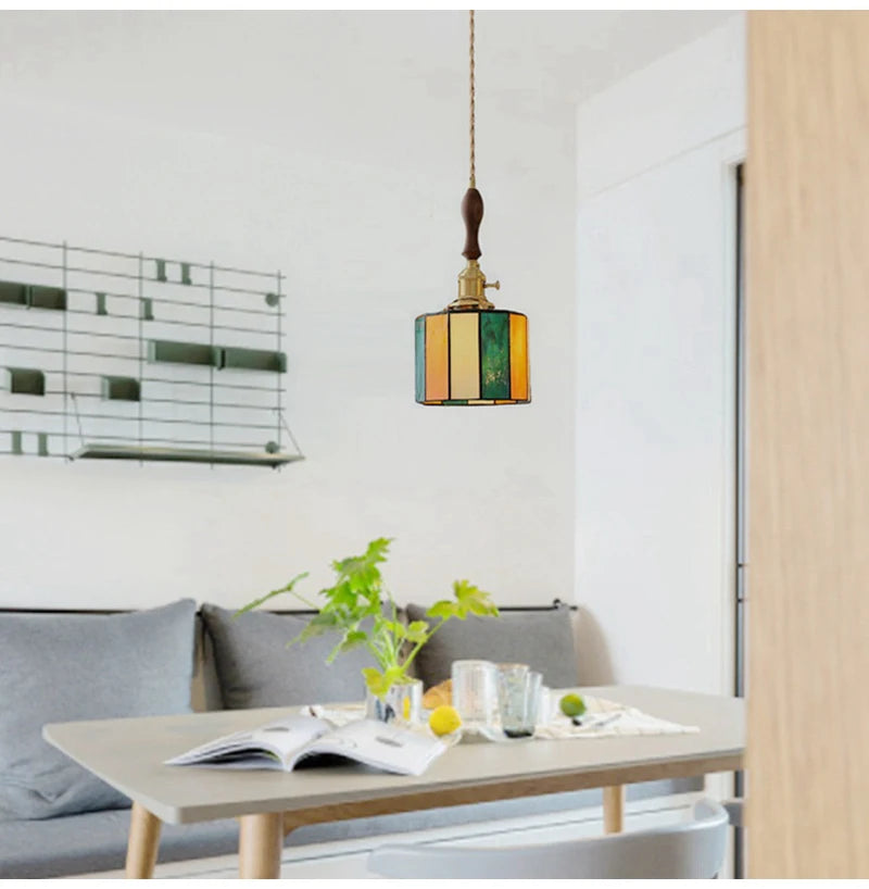Nøordka Light Ceiling Light Fixtures American Retro Brass Tiffany Pendant Light for Bedroom and Dining