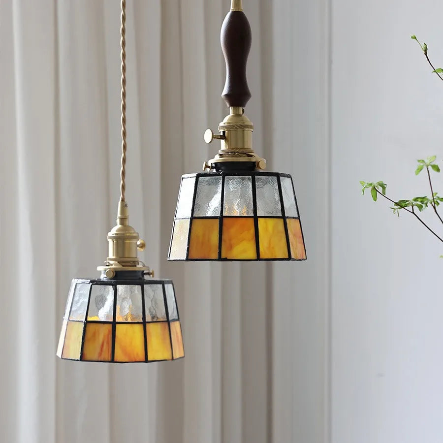Nøordka Light Ceiling Light Fixtures American Retro Brass Tiffany Pendant Light for Bedroom and Dining