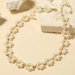 Load image into Gallery viewer, Pearl Floral Daisy Choker Necklace