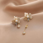 Load image into Gallery viewer, Pearl Flower and Crystal Tassel Earrings