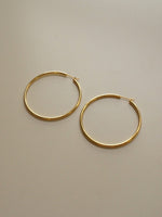 Load image into Gallery viewer, Bella Large Thin Gold Hoop Earrings