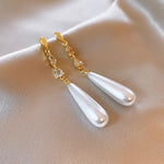 Load image into Gallery viewer, Water Drop Pearl Diamond Earrings