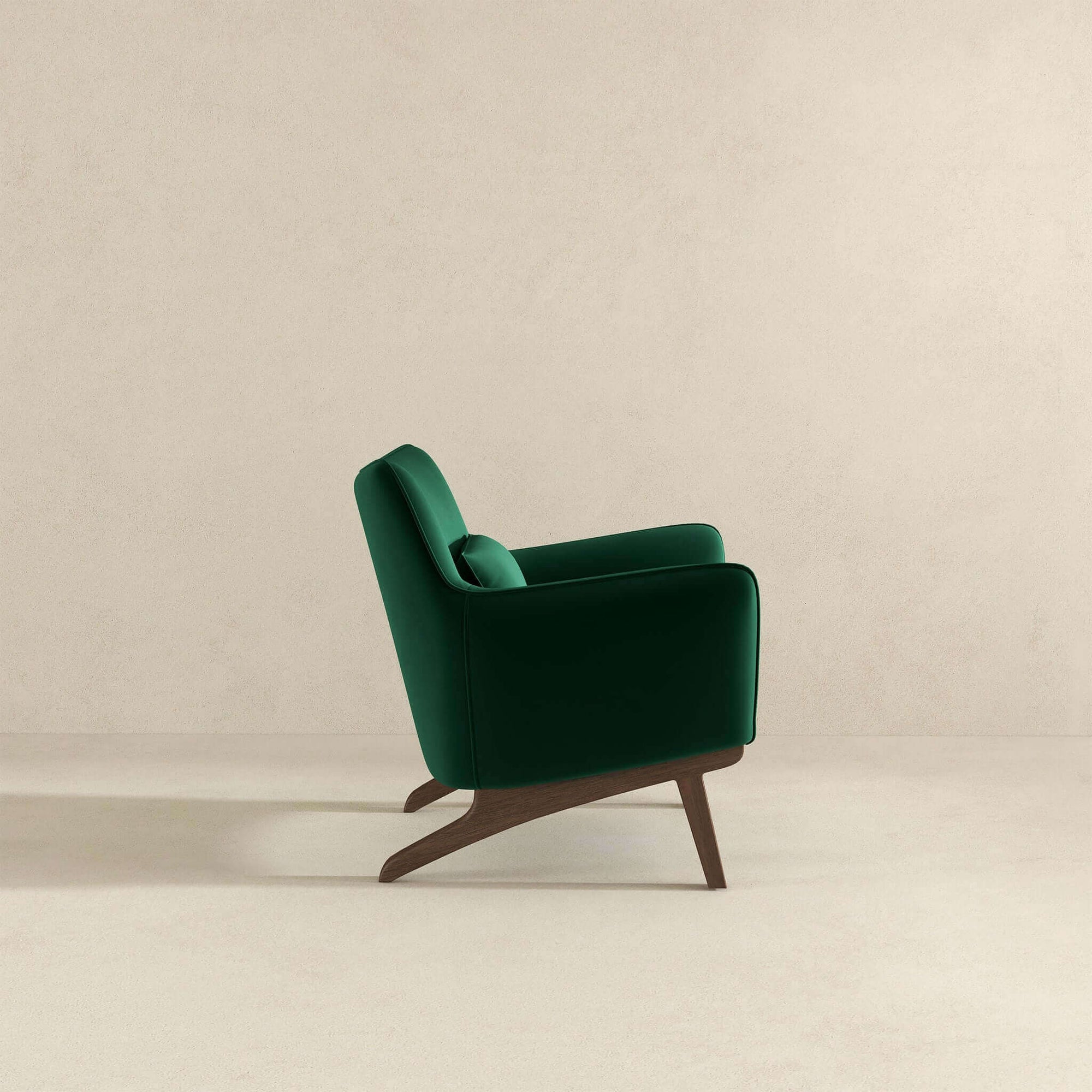 Luxury Dark Green Velvet Armchair for Stylish Living Spaces