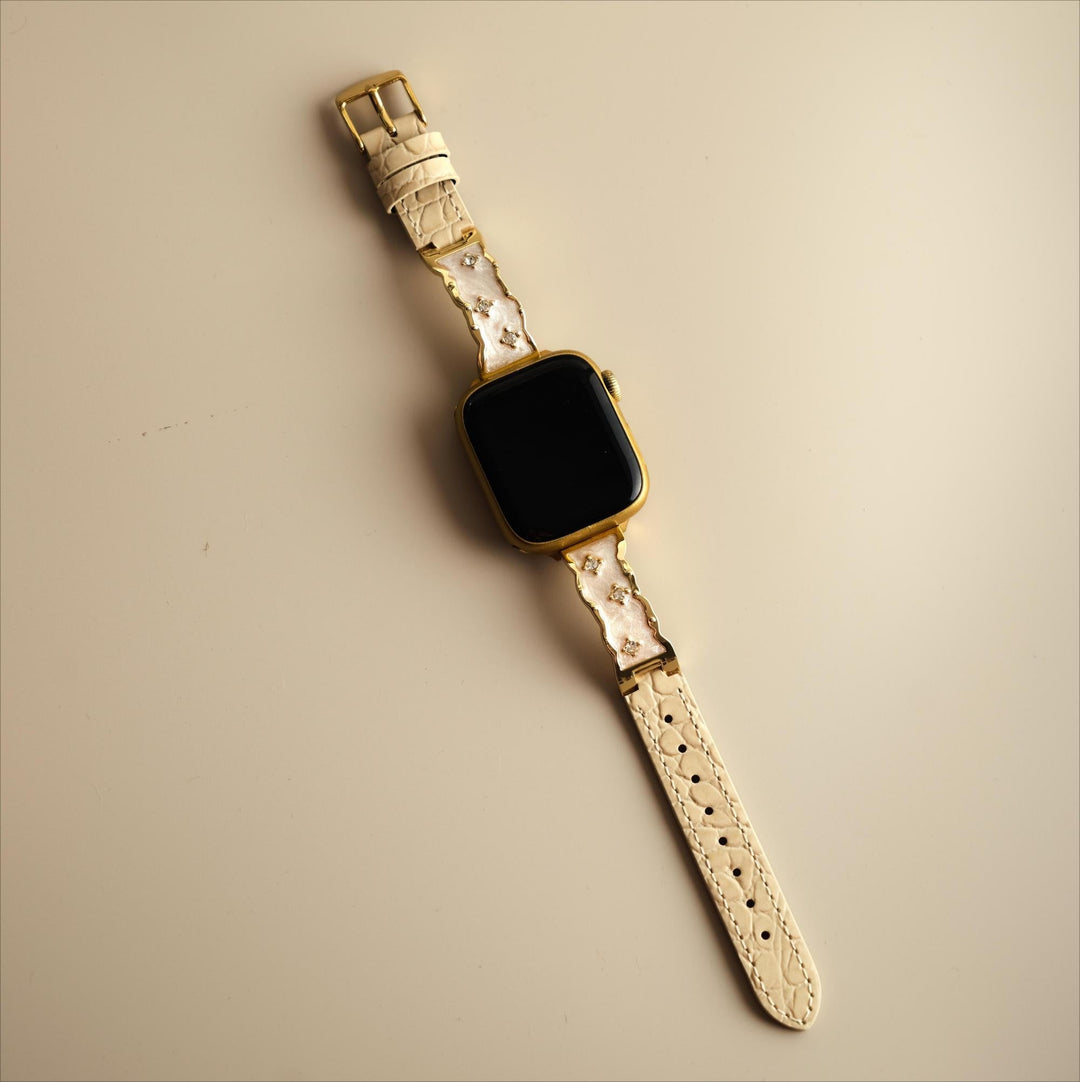 Minimalist Leather Apple Watch Bands for Women