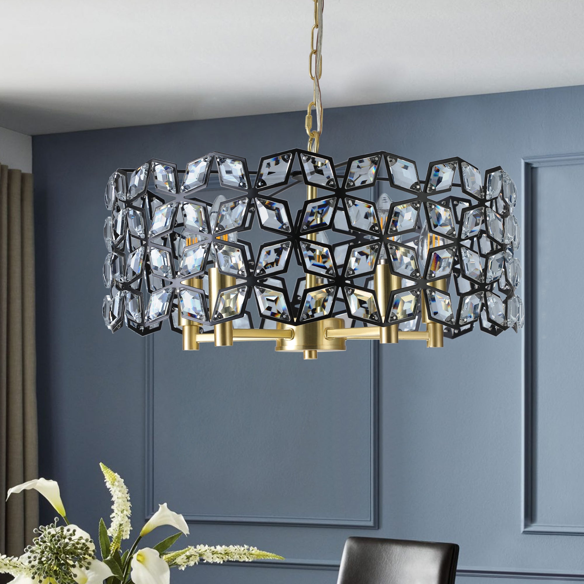 4 Shard Pattern Modern Round Crystal Chandelier