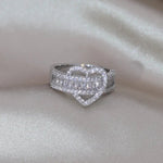 Load image into Gallery viewer, 14k Lovers Loop Diamond Heart Ring
