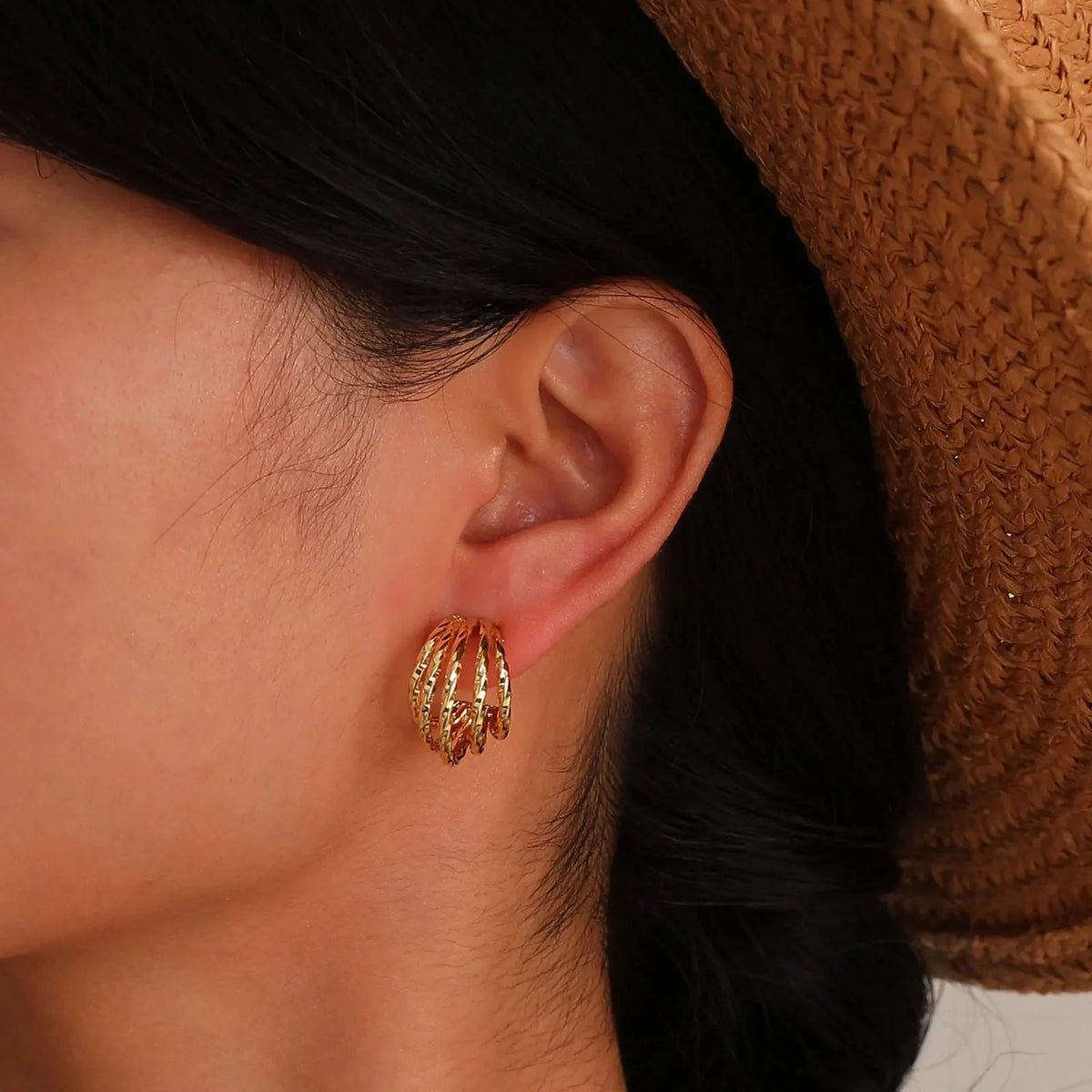 14k teardrop outline earrings