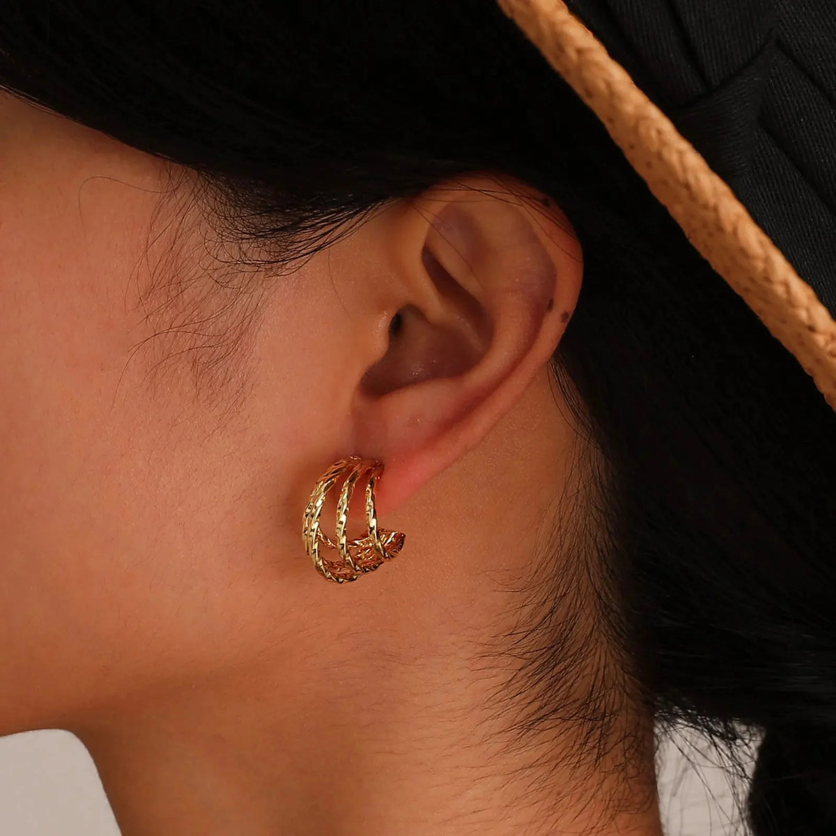 14k teardrop outline earrings 819713