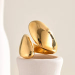 Load image into Gallery viewer, 18k Chunky Droplet Wrap Around Ring
