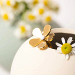 Load image into Gallery viewer, 18k Dainty Daisy Floral Ring
