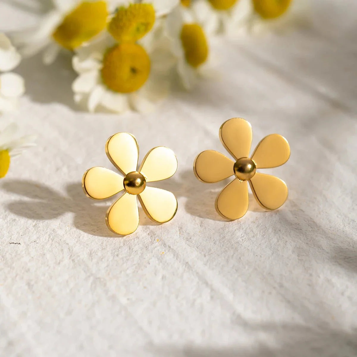 18k dainty flower earrings 261611