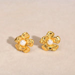 Load image into Gallery viewer, 18k Pearl Flower Earrings
