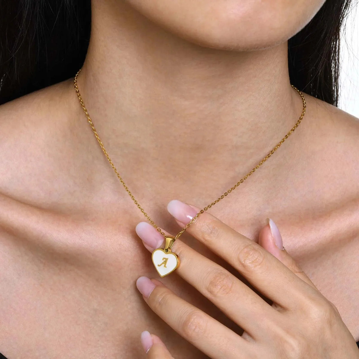 18k pearl heart initial letter necklace 667723