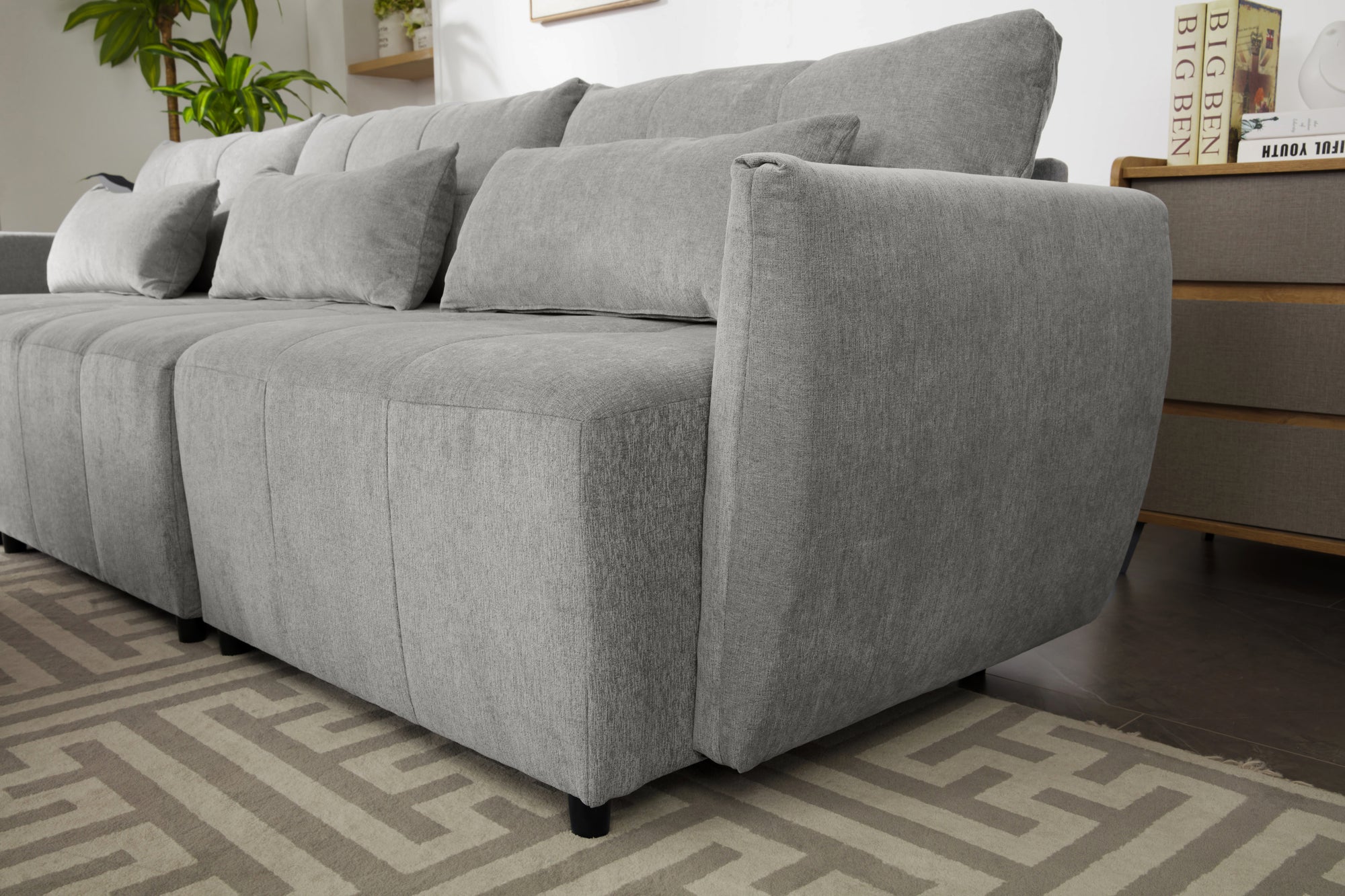 Khartoum Sectional Sofa with Movable Ottoman in Grey Chenille