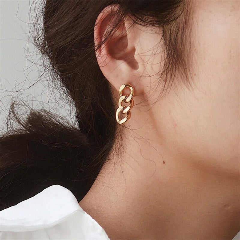 Lee Gold Chain Earring