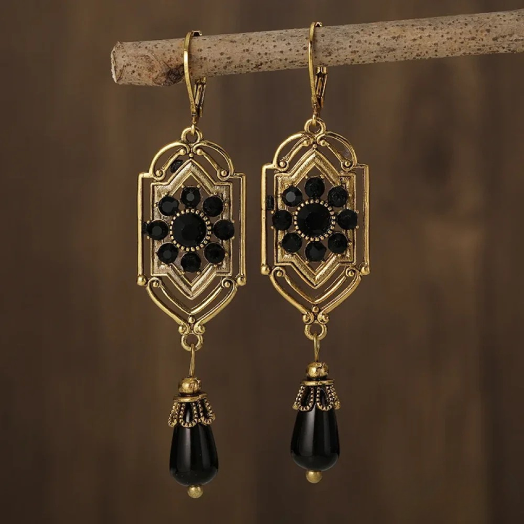 Elegant Crystal Cat Drop Earrings