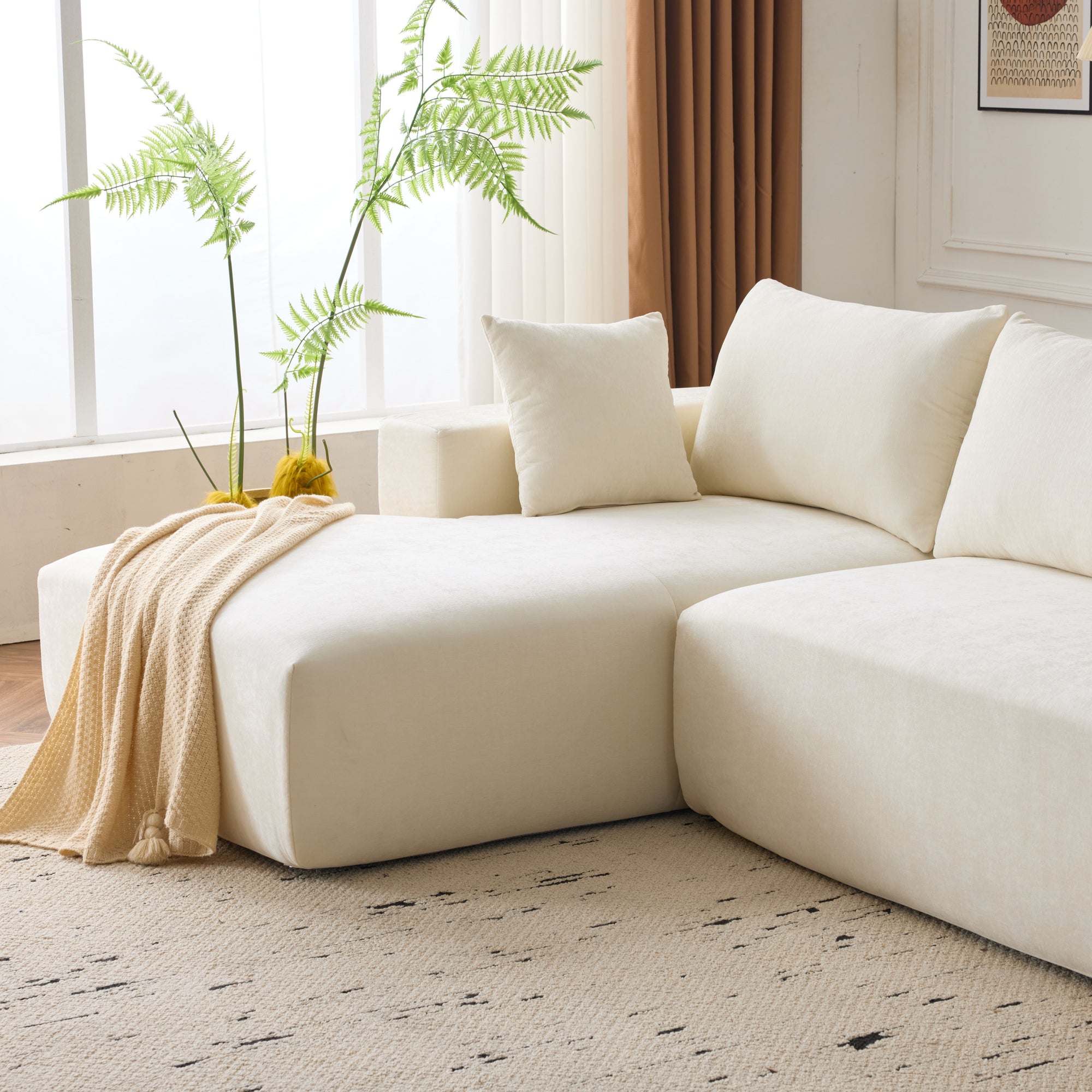 Dakar 4-Seat Minimalist Modular Sofa in White