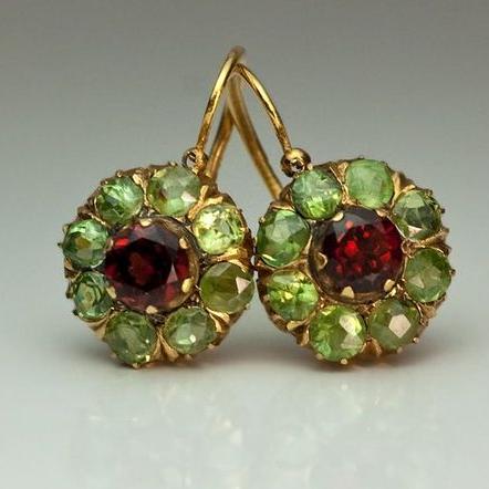 Romantic Green Crystal Vintage Earrings