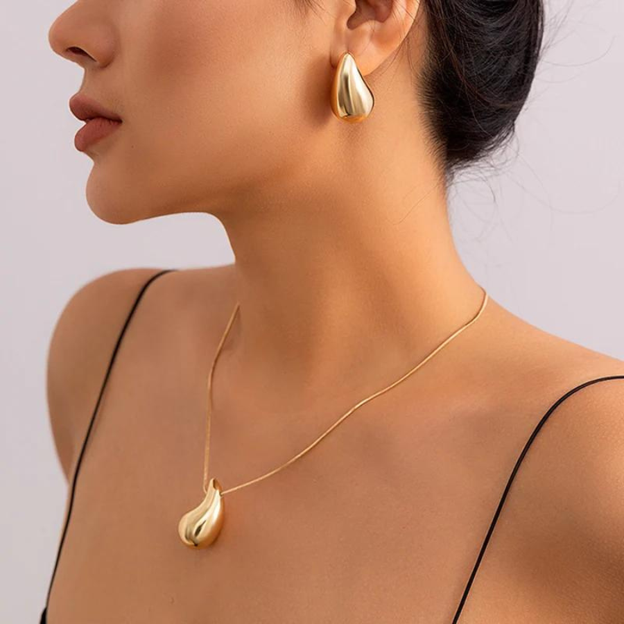Oversized Waterdrop Necklace Gold Plated Teardrop Pendant