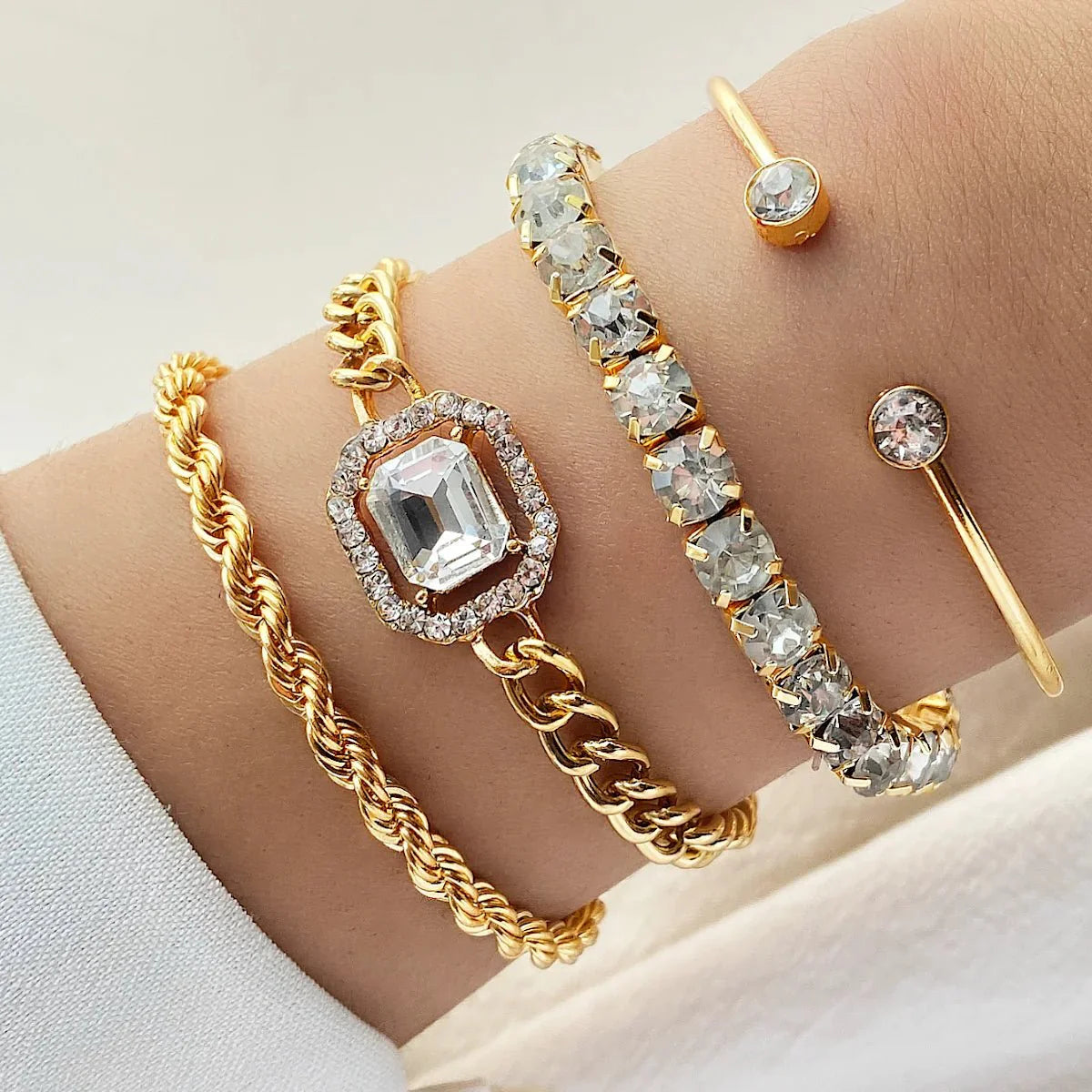 4pcs diamond shimmer bracelet stack 616090