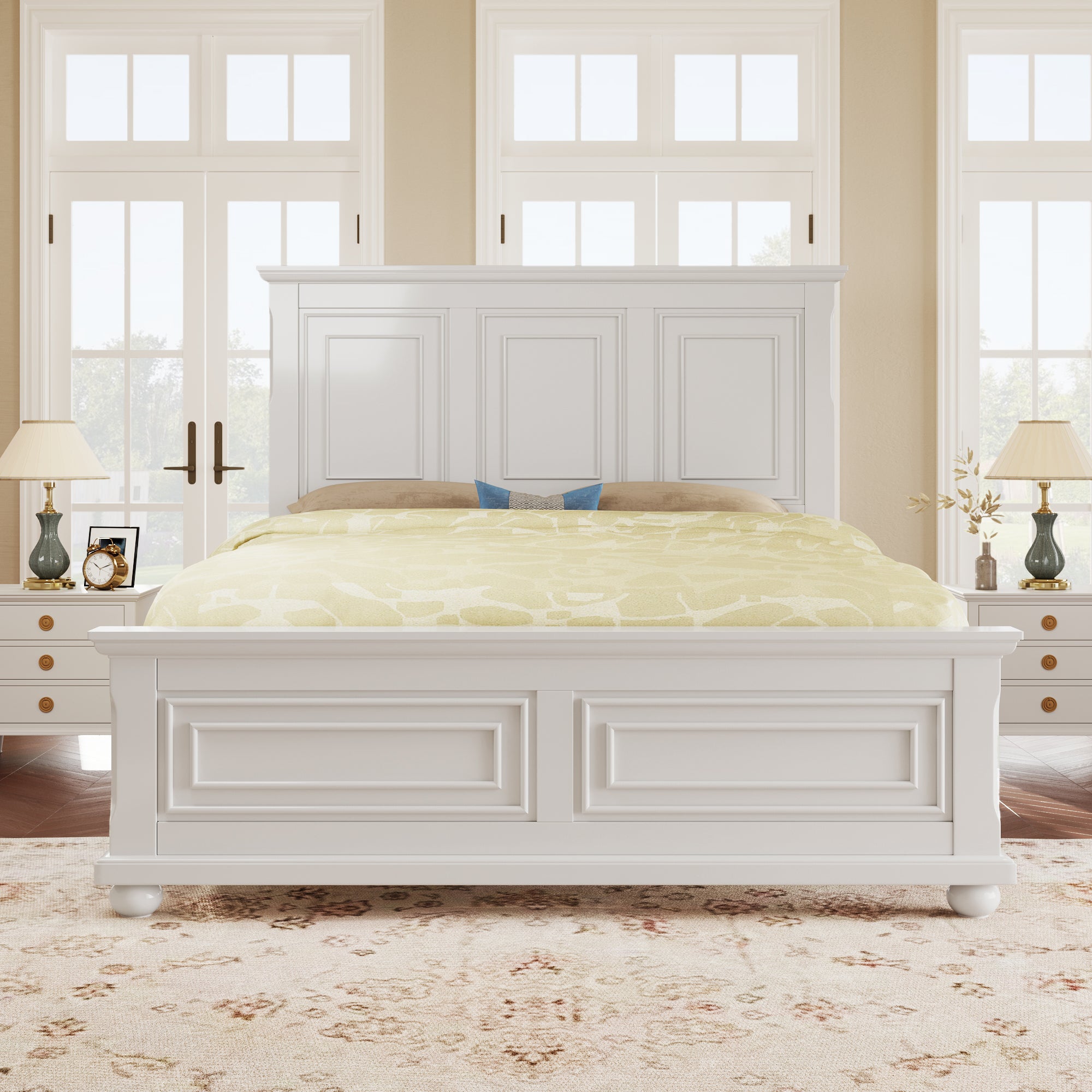 Traditional Town and Country Style Queen Panel Bed with Decorative Fretwork in White