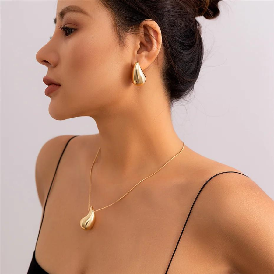 Oversized Waterdrop Necklace Gold Plated Teardrop Pendant