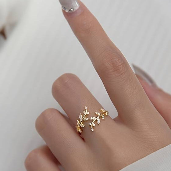 Everleaf ring