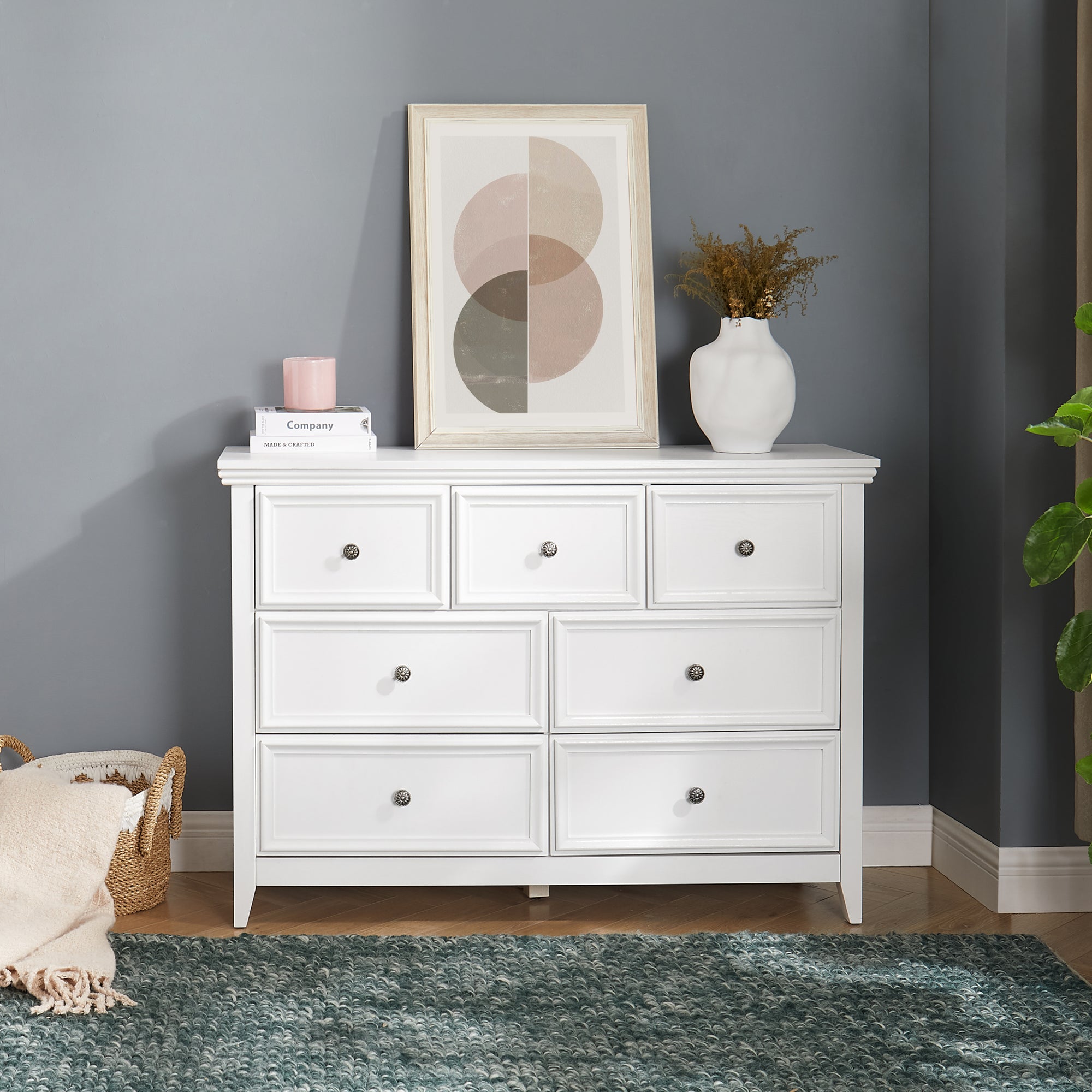 Modern 7 Drawers Dresser Cabinet for Organizing Clothes In White