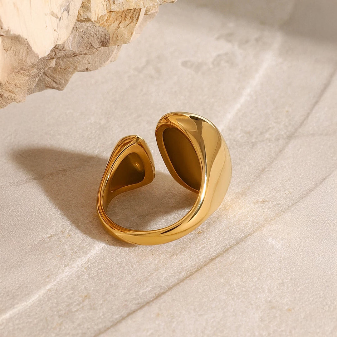 Chunky Rounded Open Square Ring