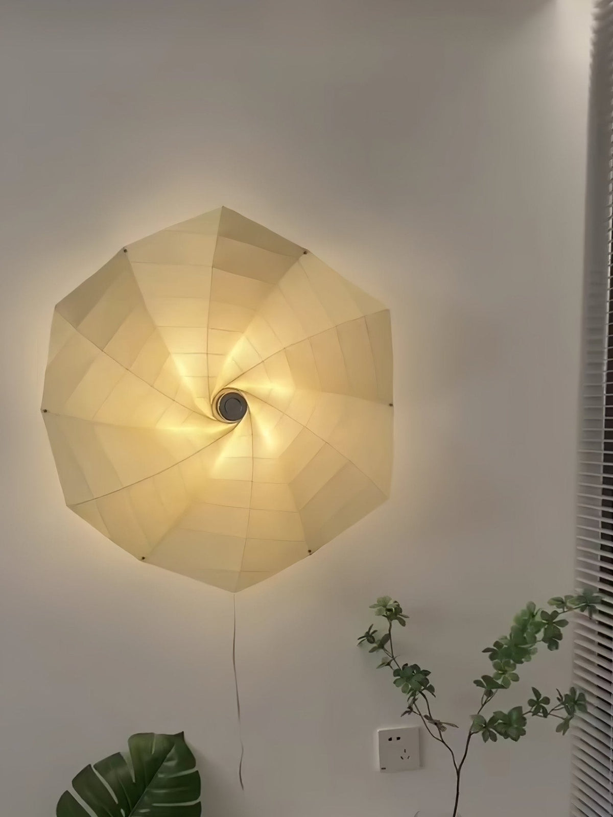 Sculpted Bloom Petal Contemporary Wall Lamp