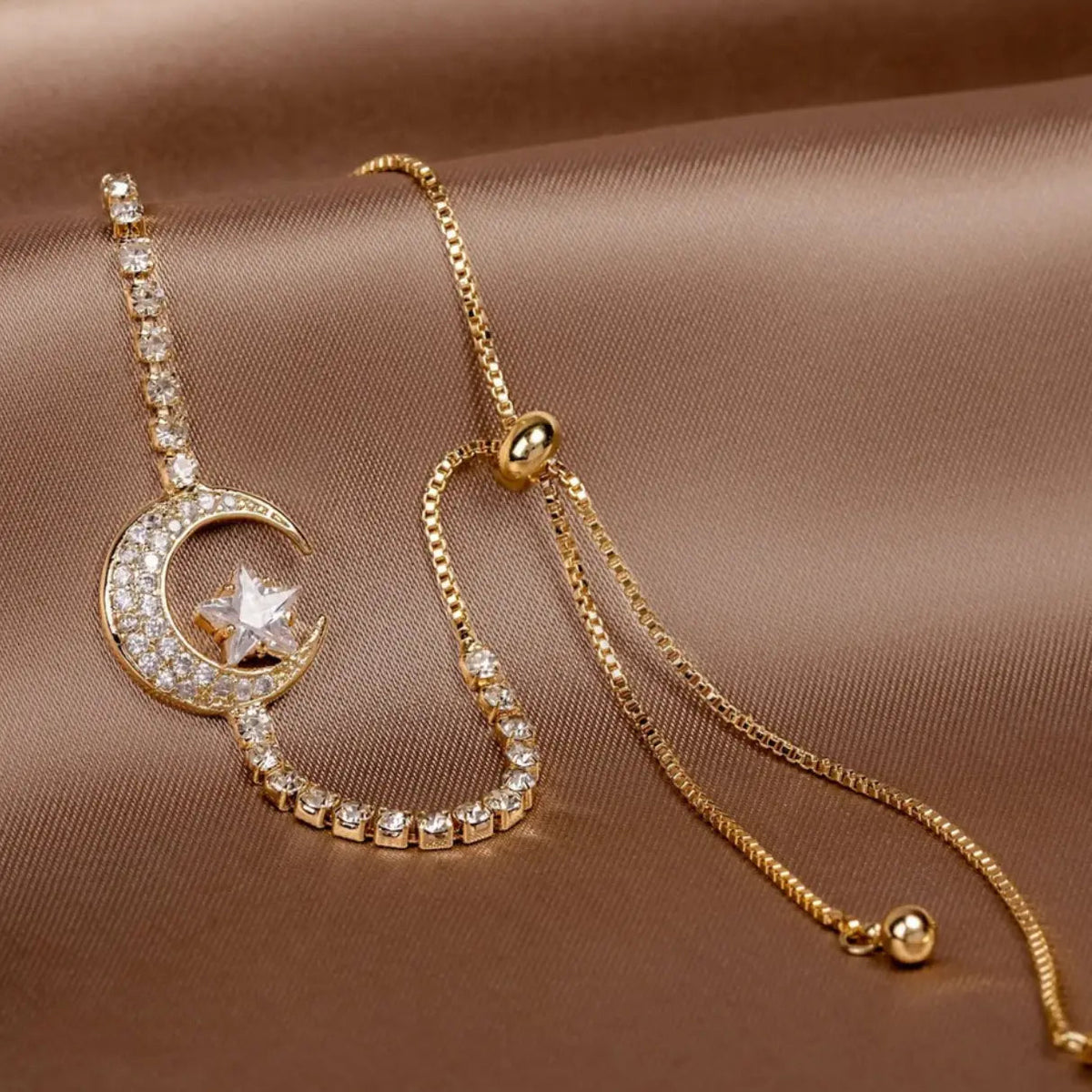 Bohemian zirconia moon bracelet in gold