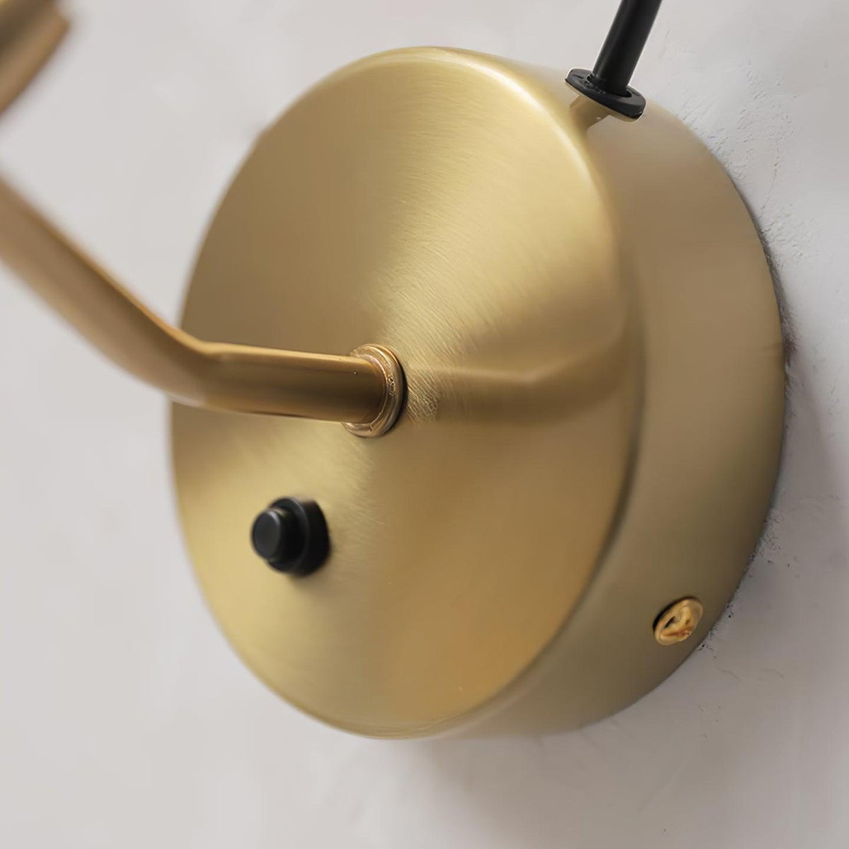 Ceramic Ribbed Nordic Inspired Wall Light