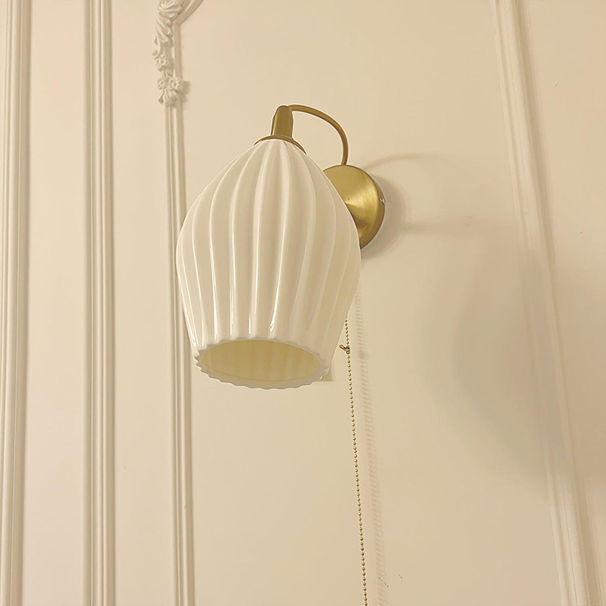 Ceramic Ribbed Nordic Inspired Wall Light