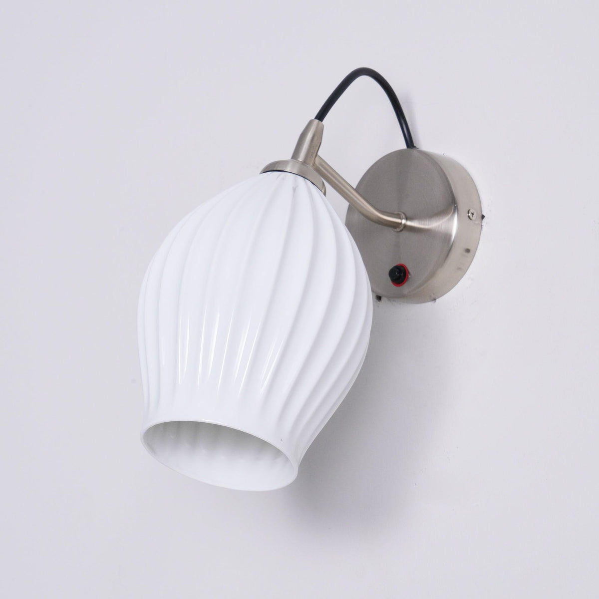 Ceramic Ribbed Nordic Inspired Wall Light
