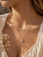 Load image into Gallery viewer, Four Leaf Clover Necklace Magnetic Heart Necklace
