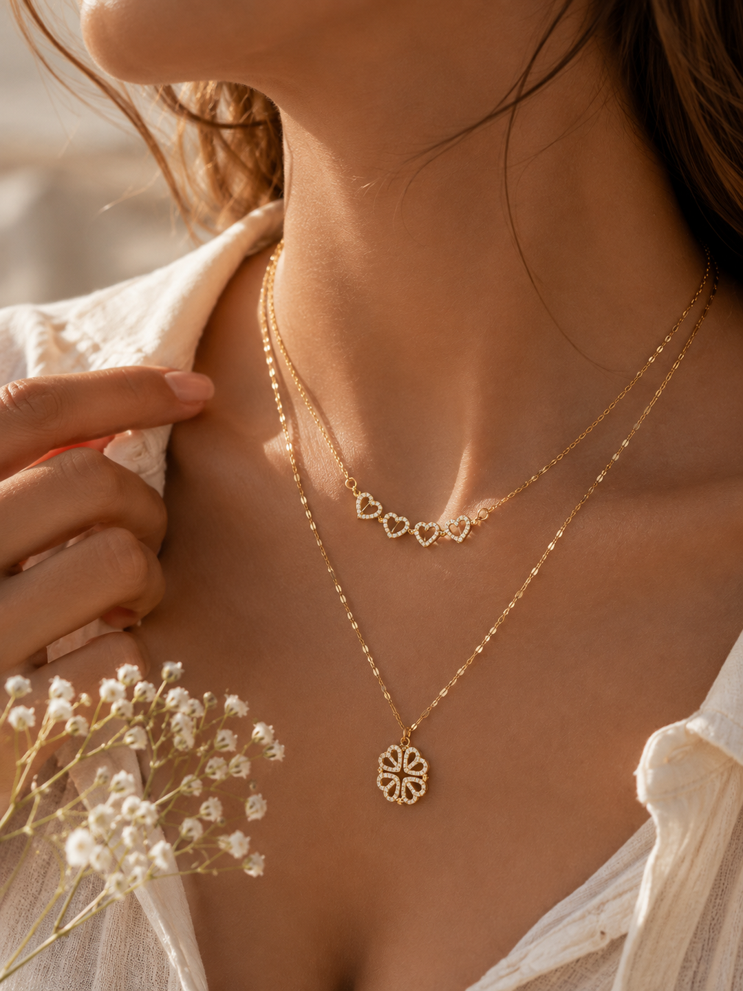 Four Leaf Clover Necklace Magnetic Heart Necklace