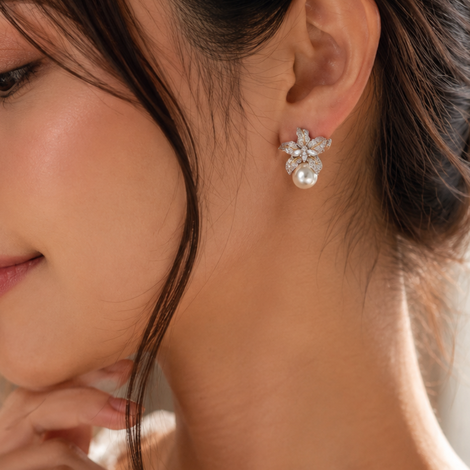 Classic Pearl Flower Earrings