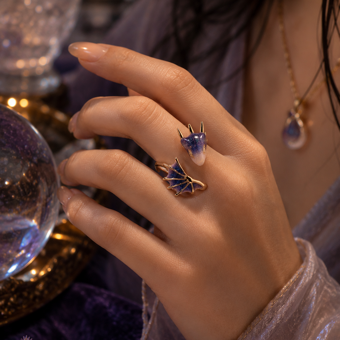 Sparkling Statement Ring in Silver