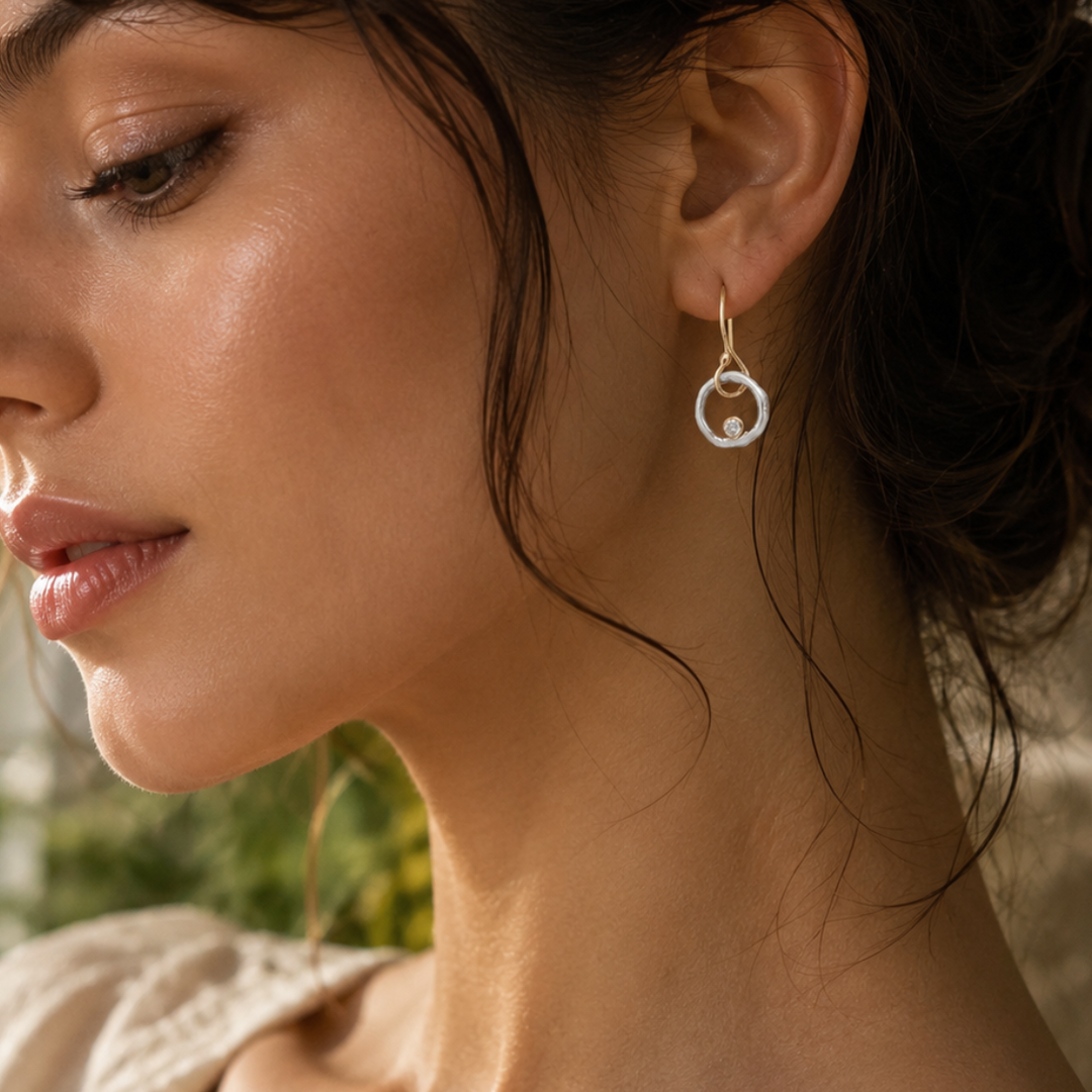 Delicate Zirconia Vintage Earrings in Gold and Silver