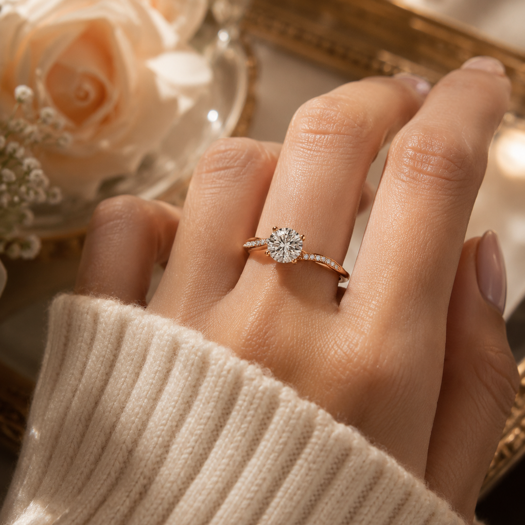 Luxurious Statement Ring in Gold