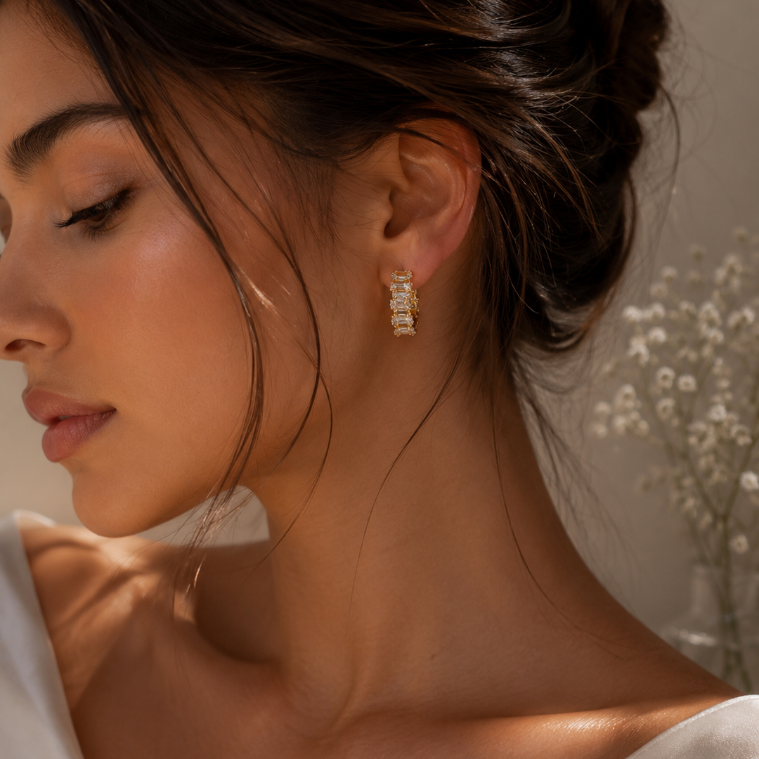 Chic Zirconia Drop Earrings in Gold