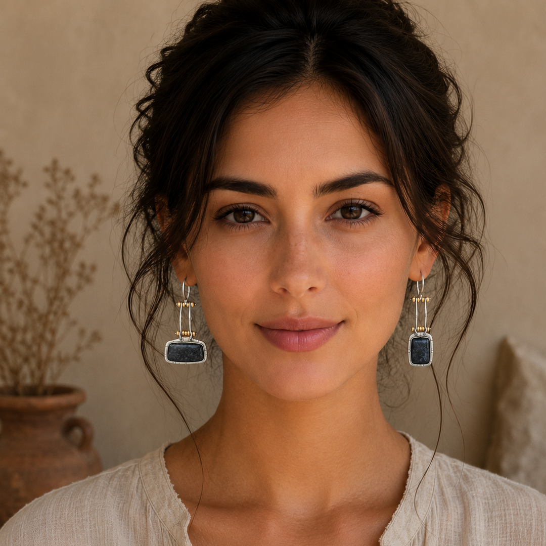 Elegant Vintage Drop Earrings in Silver