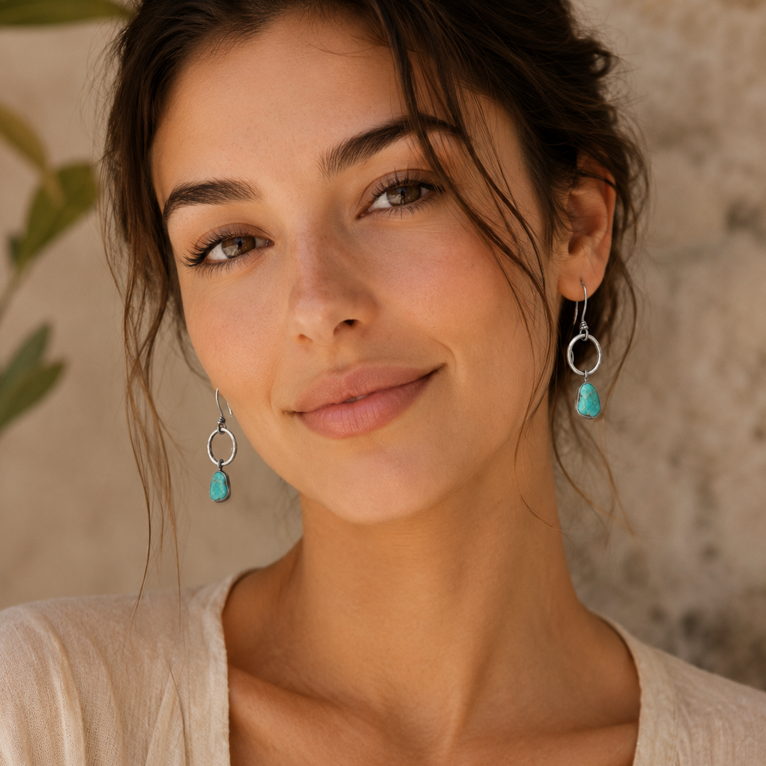 Sparkling Turquoise Vintage Earrings in Silver