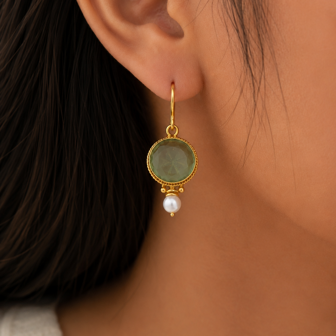 Classic Green Pearl Retro Earrings