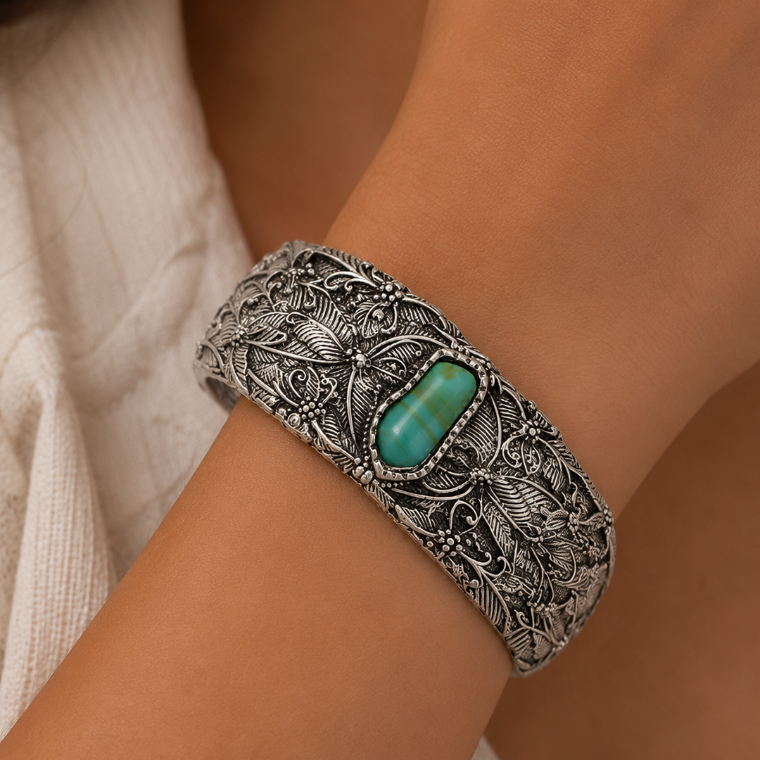 Charming Turquoise Vintage Bracelet