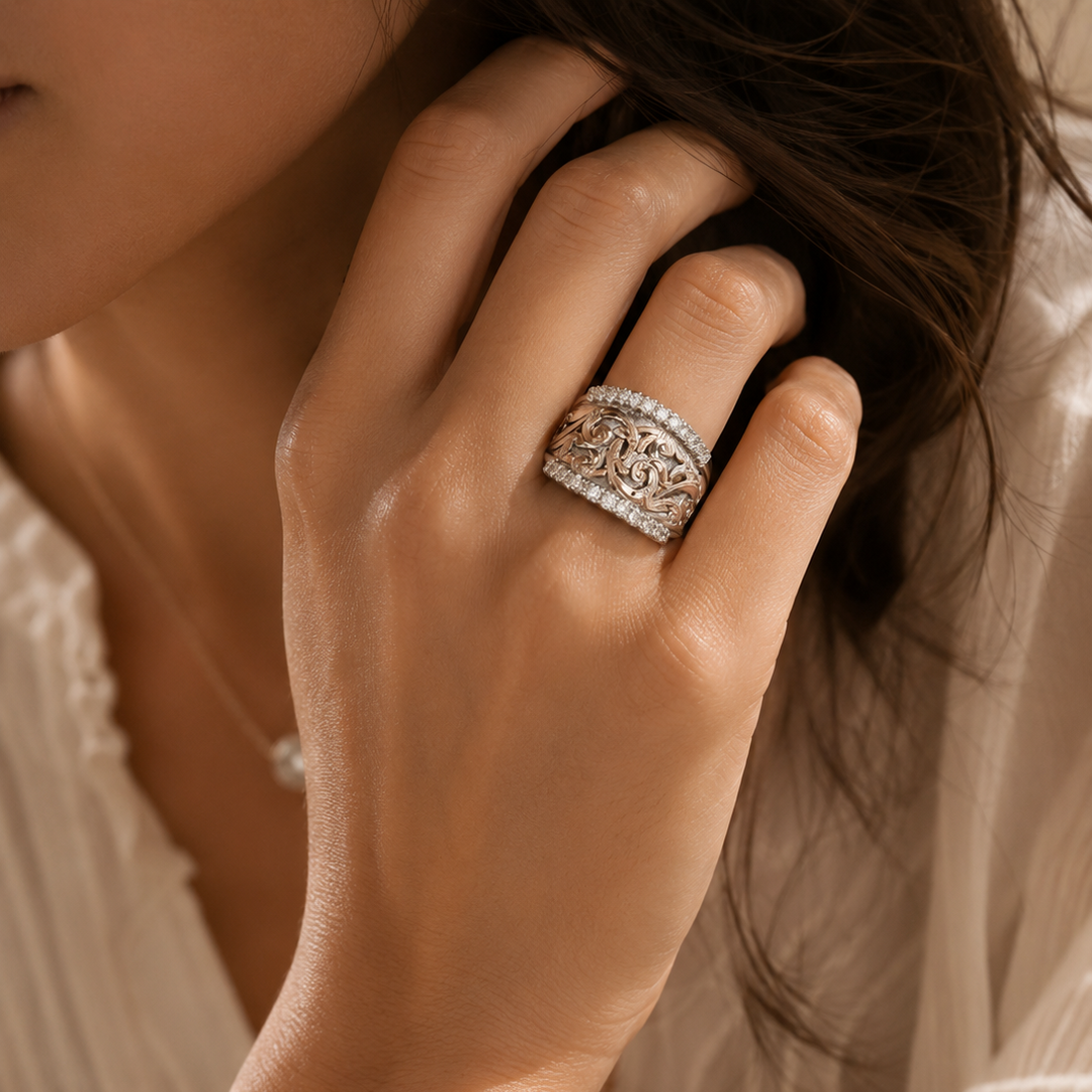 Classic Vintage Statement Ring in Silver